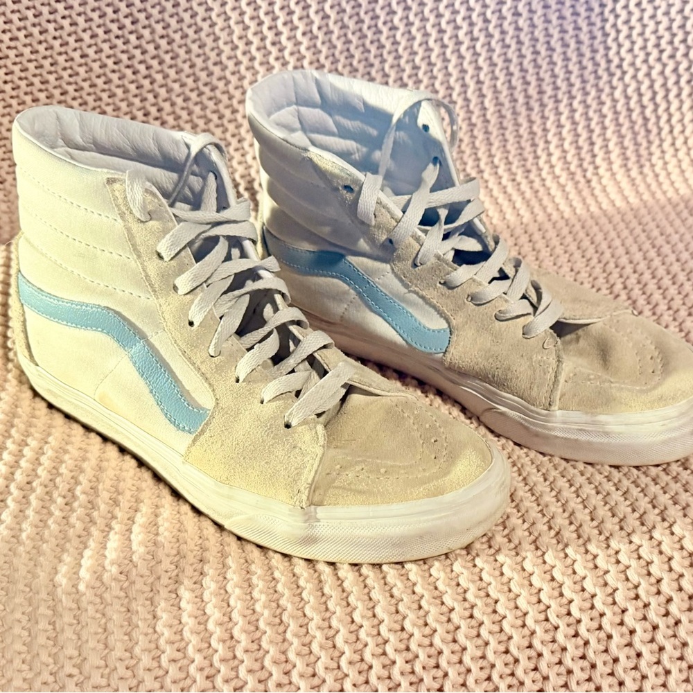 High-Top Vans Sneakers with Blue Stripe women’s 8 or 6.5 men’s